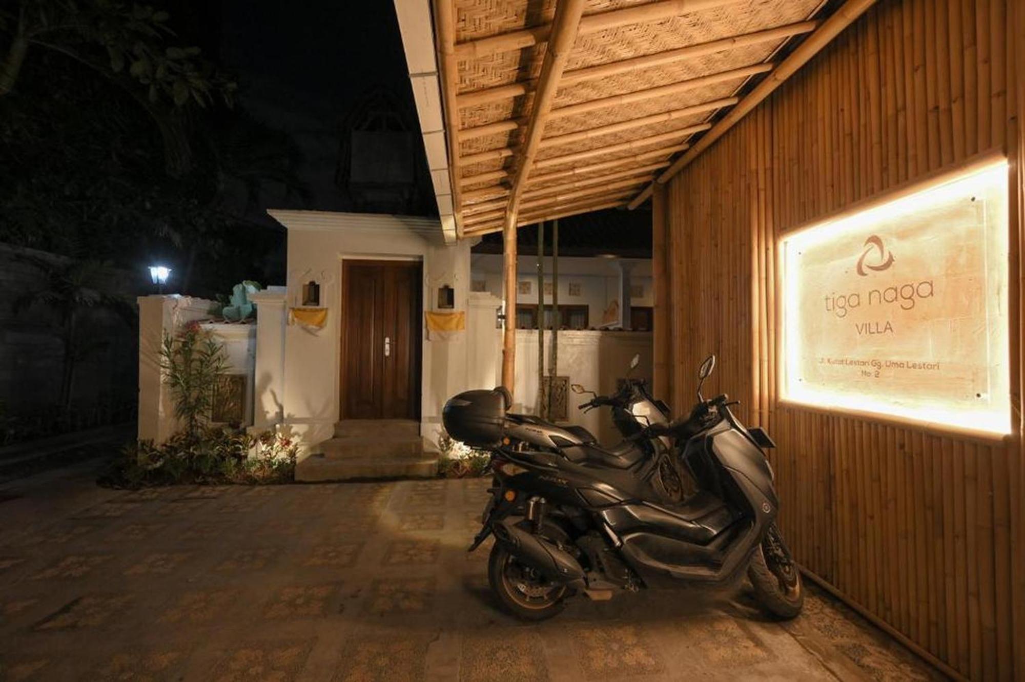 Tiga Naga Villa Dempassar Exterior foto
