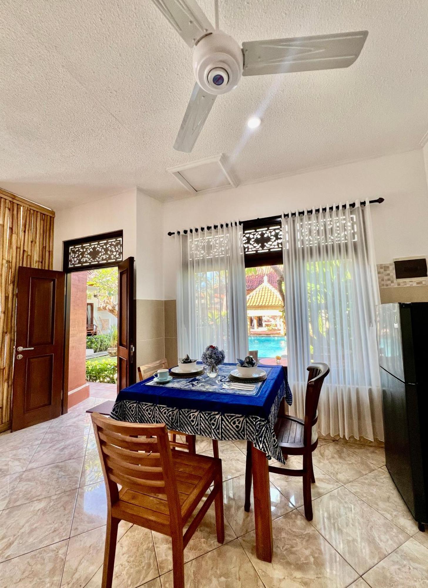 Tiga Naga Villa Dempassar Exterior foto